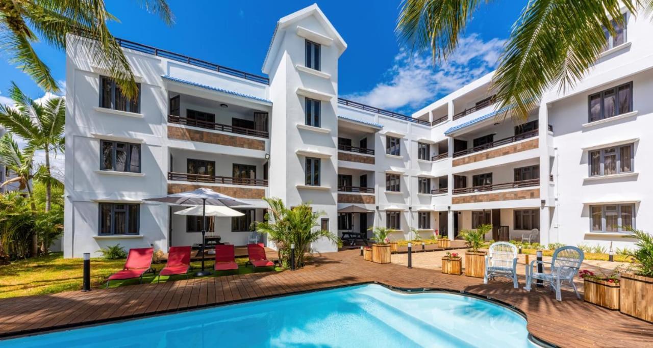 Luxury Modern Apartment - Excellent Location 50M From The Beach, Restaurants, Bars, Shops Flic en Flac Екстер'єр фото