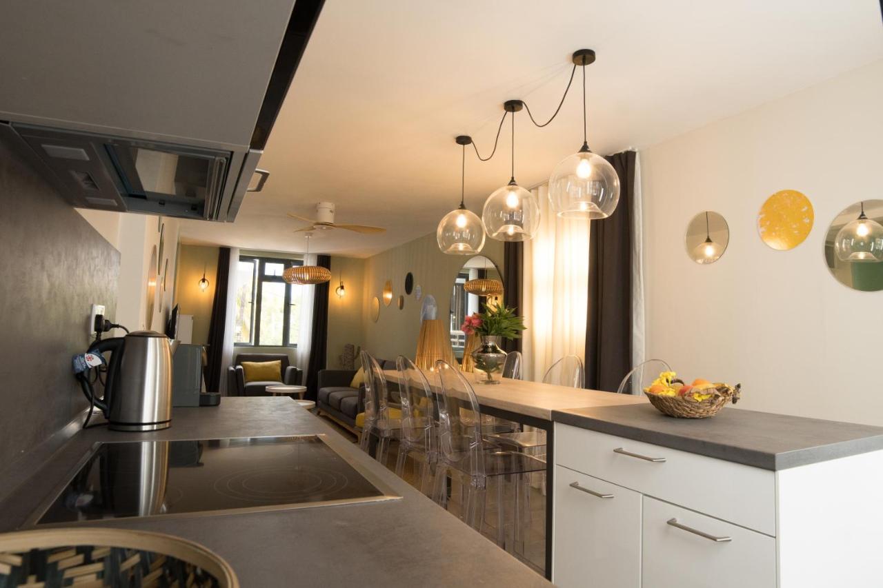 Luxury Modern Apartment - Excellent Location 50M From The Beach, Restaurants, Bars, Shops Flic en Flac Екстер'єр фото