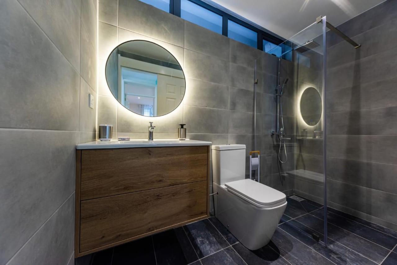 Luxury Modern Apartment - Excellent Location 50M From The Beach, Restaurants, Bars, Shops Flic en Flac Екстер'єр фото