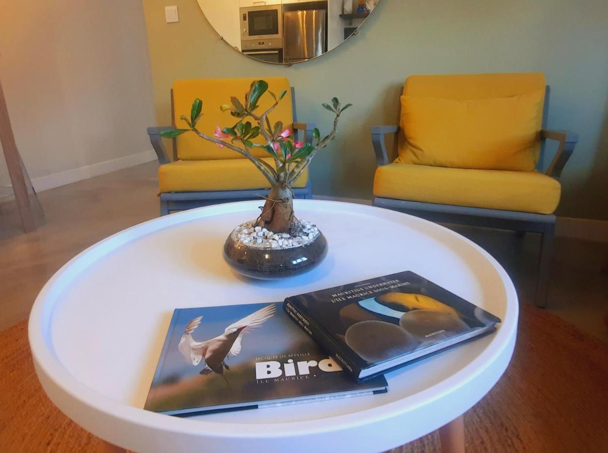 Luxury Modern Apartment - Excellent Location 50M From The Beach, Restaurants, Bars, Shops Flic en Flac Екстер'єр фото